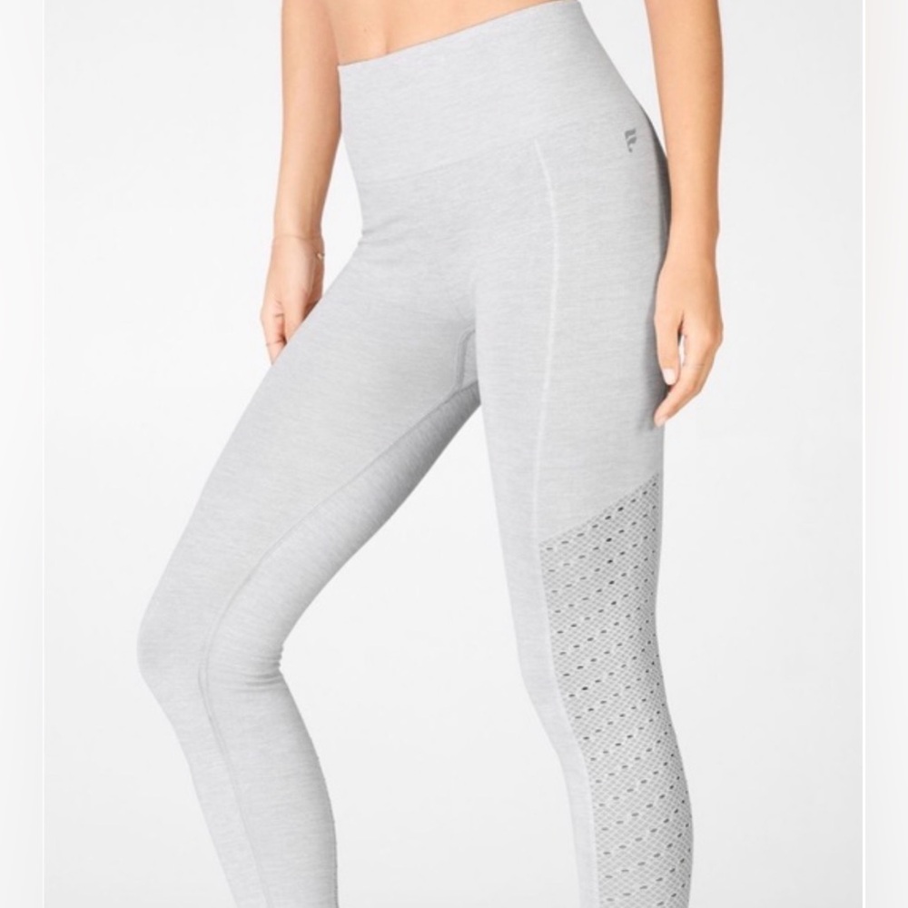 Fabletics Seamless High-Waisted 7/8 Leggings